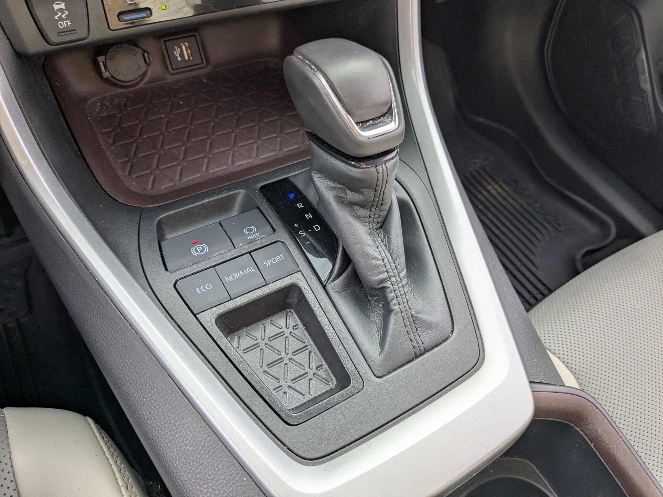 2023 Toyota RAV4 Limited