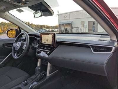 2025 Toyota Corolla Cross LE