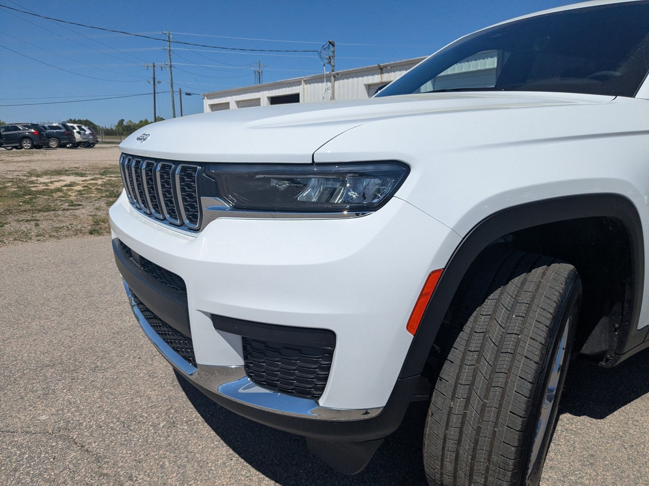 2025 Jeep Grand Cherokee L Laredo X 4x4