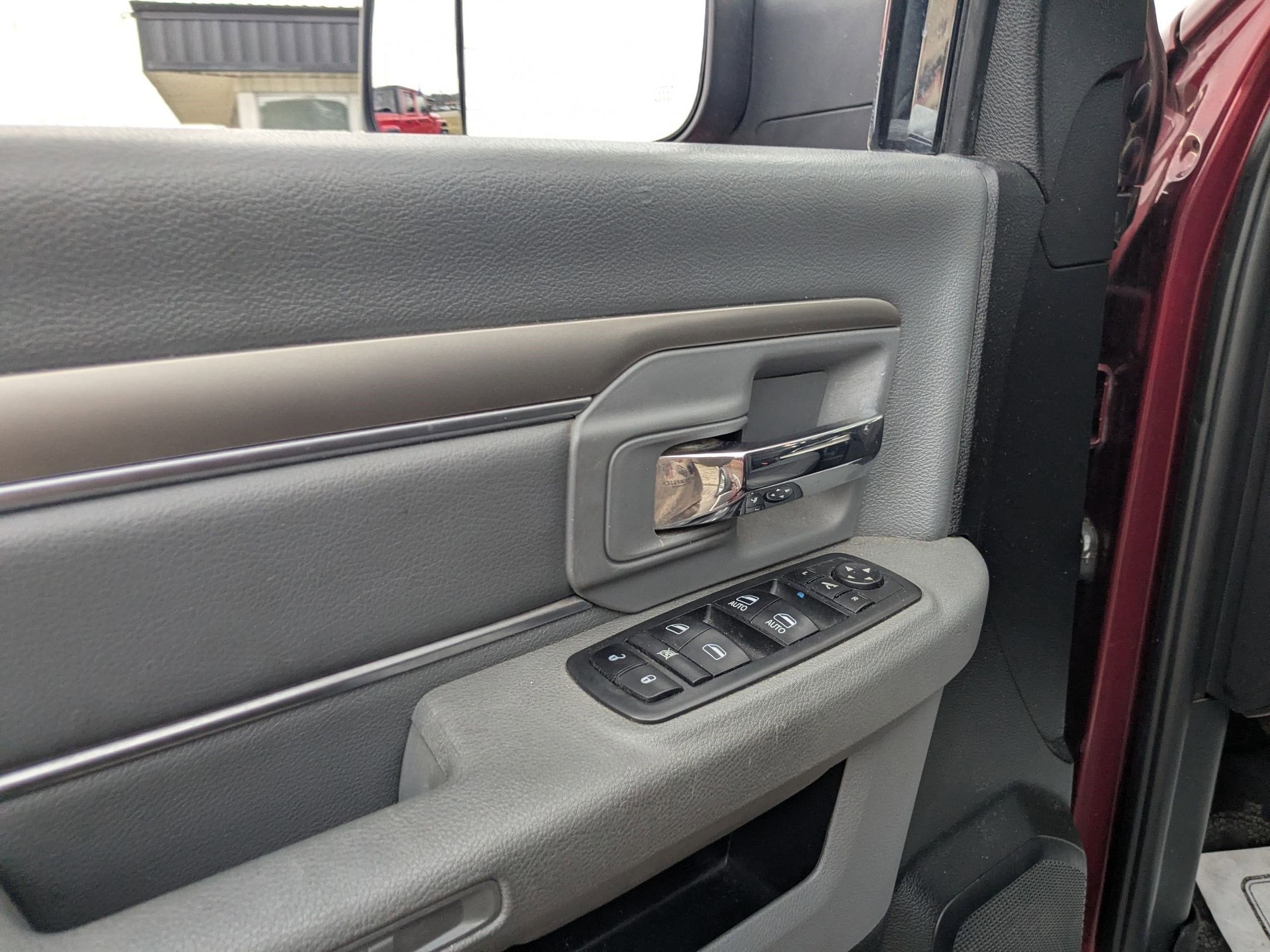 2018 RAM 1500 Big Horn Crew Cab 4x4 5'7' Box