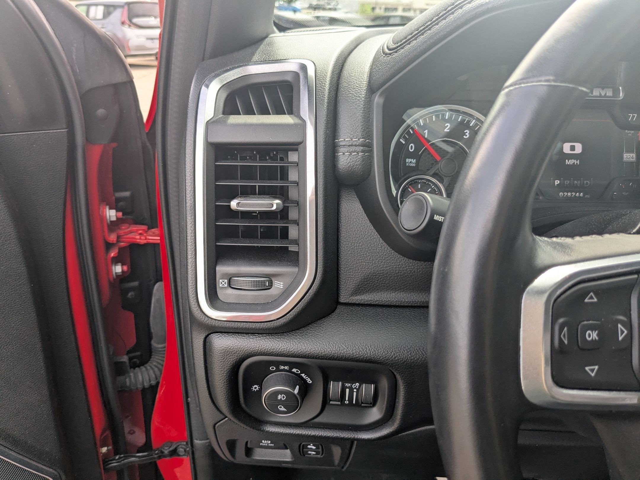 2022 RAM 1500 Laramie Crew Cab 4x4 6'4' Box