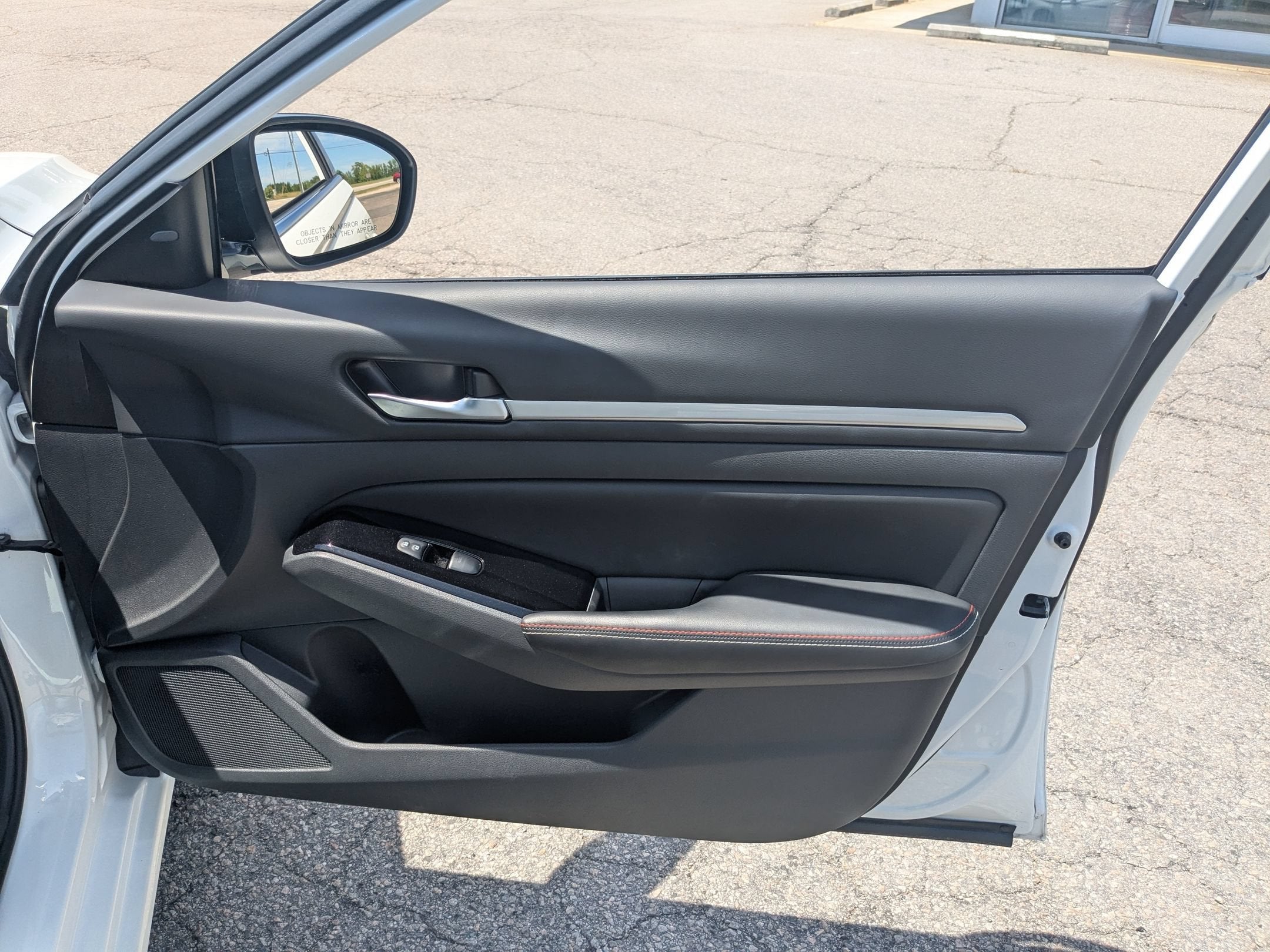 2024 Nissan Altima SR FWD