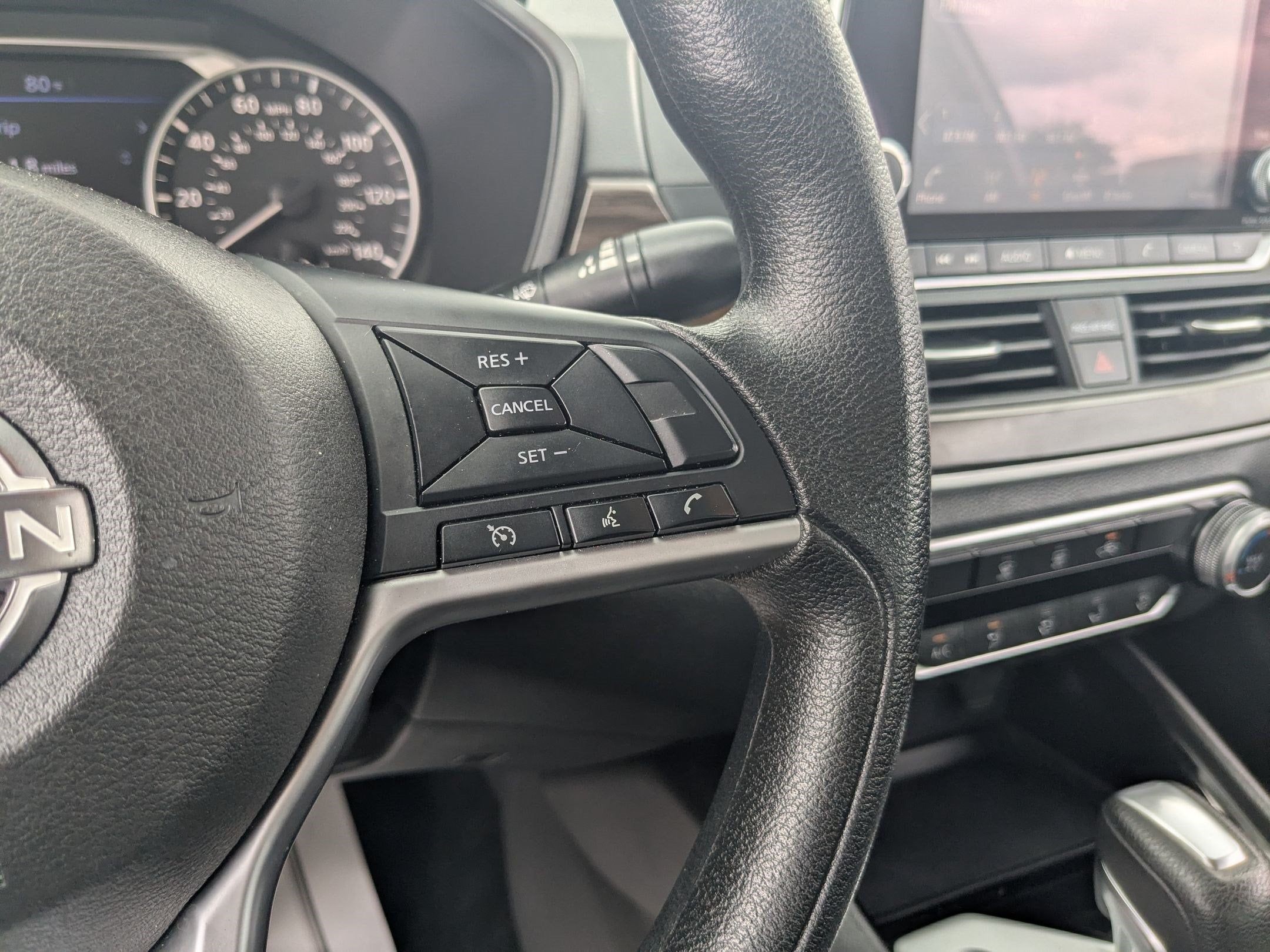2024 Nissan Altima SV FWD