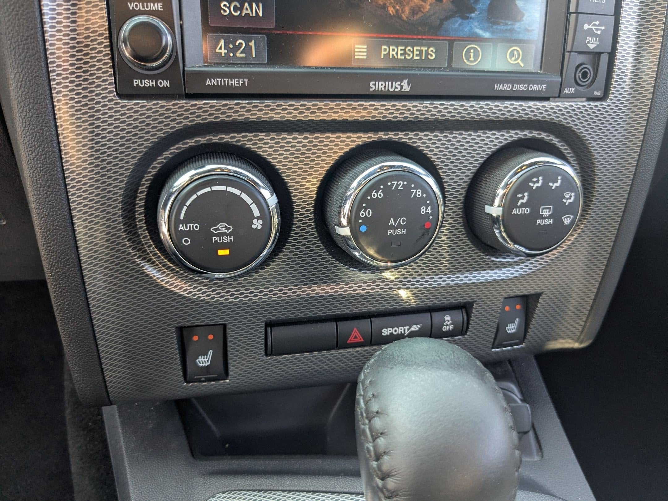 2013 Dodge Challenger R/T Plus