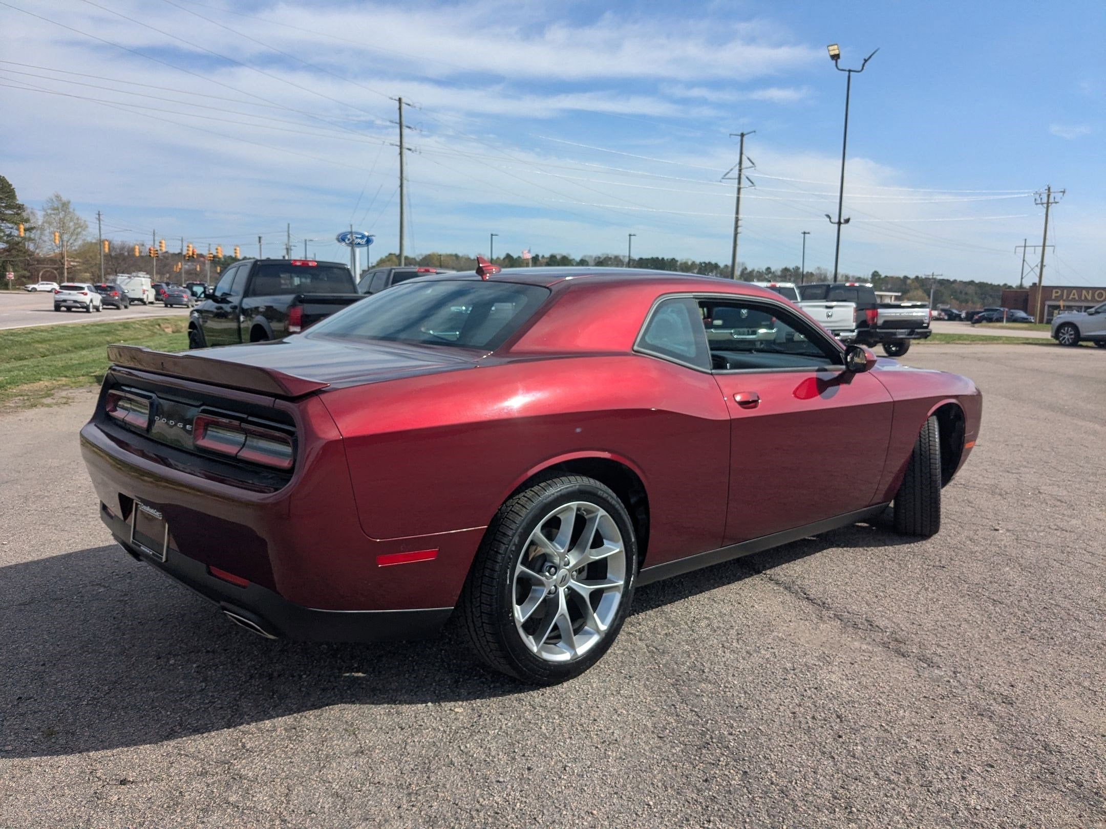 2022 Dodge Challenger SXT