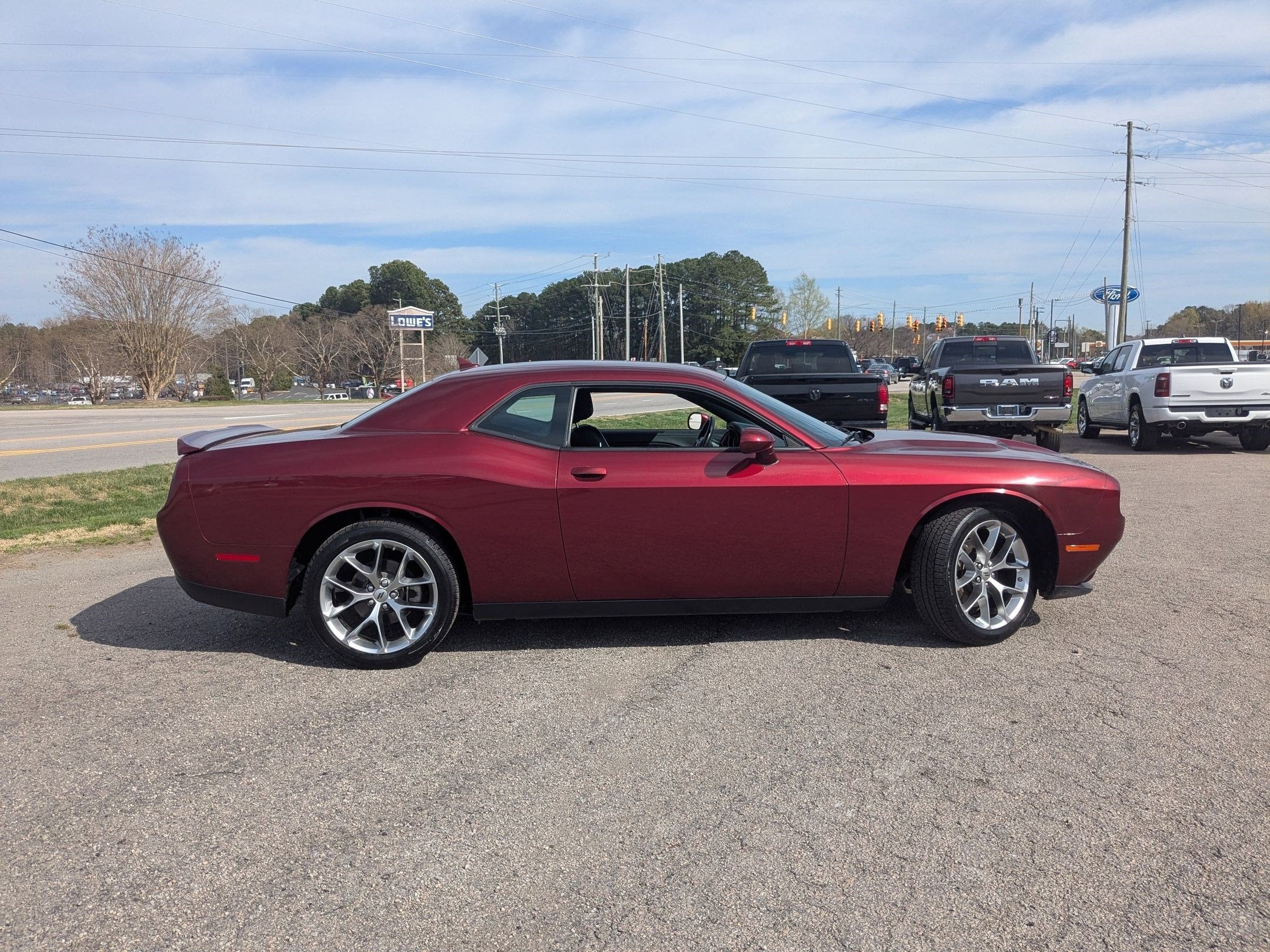 2022 Dodge Challenger SXT