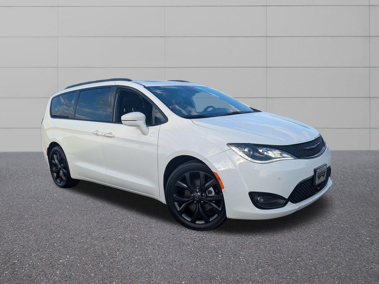 2020 Chrysler Pacifica 35th Anniversary Limited
