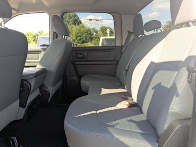 2020 RAM 1500 Classic Tradesman Crew Cab 4x2 5'7' Box