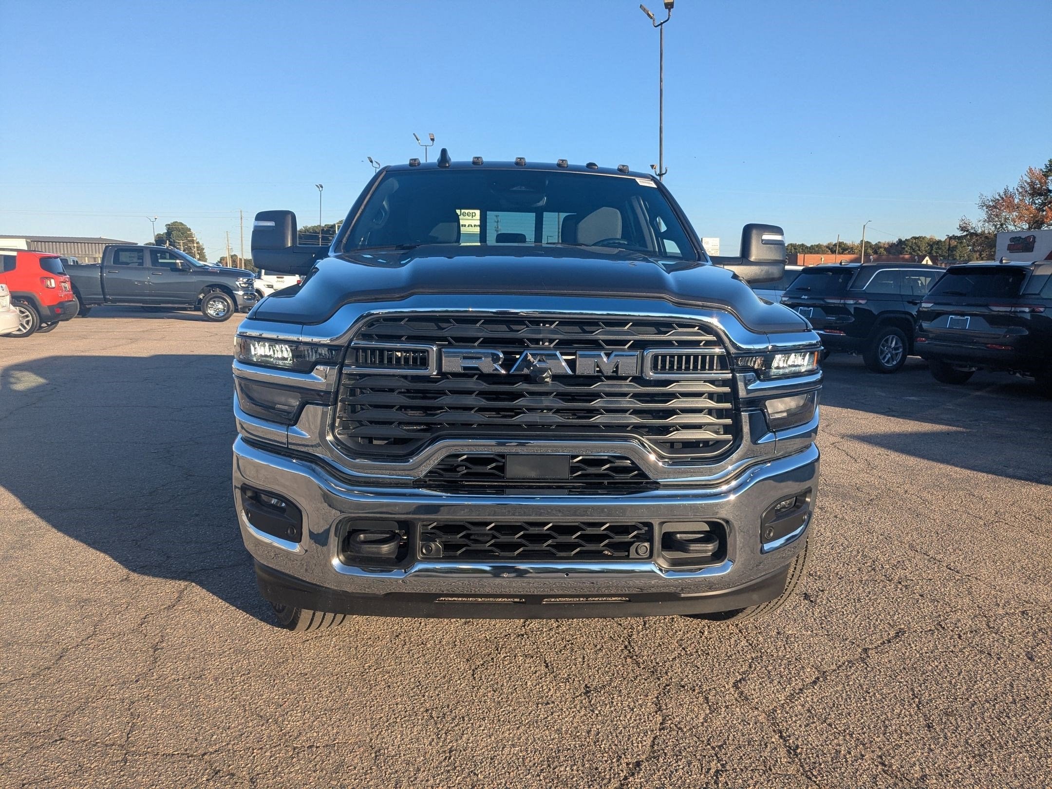 2026 RAM 2500 Tradesman Crew Cab 4x4 6'4' Box