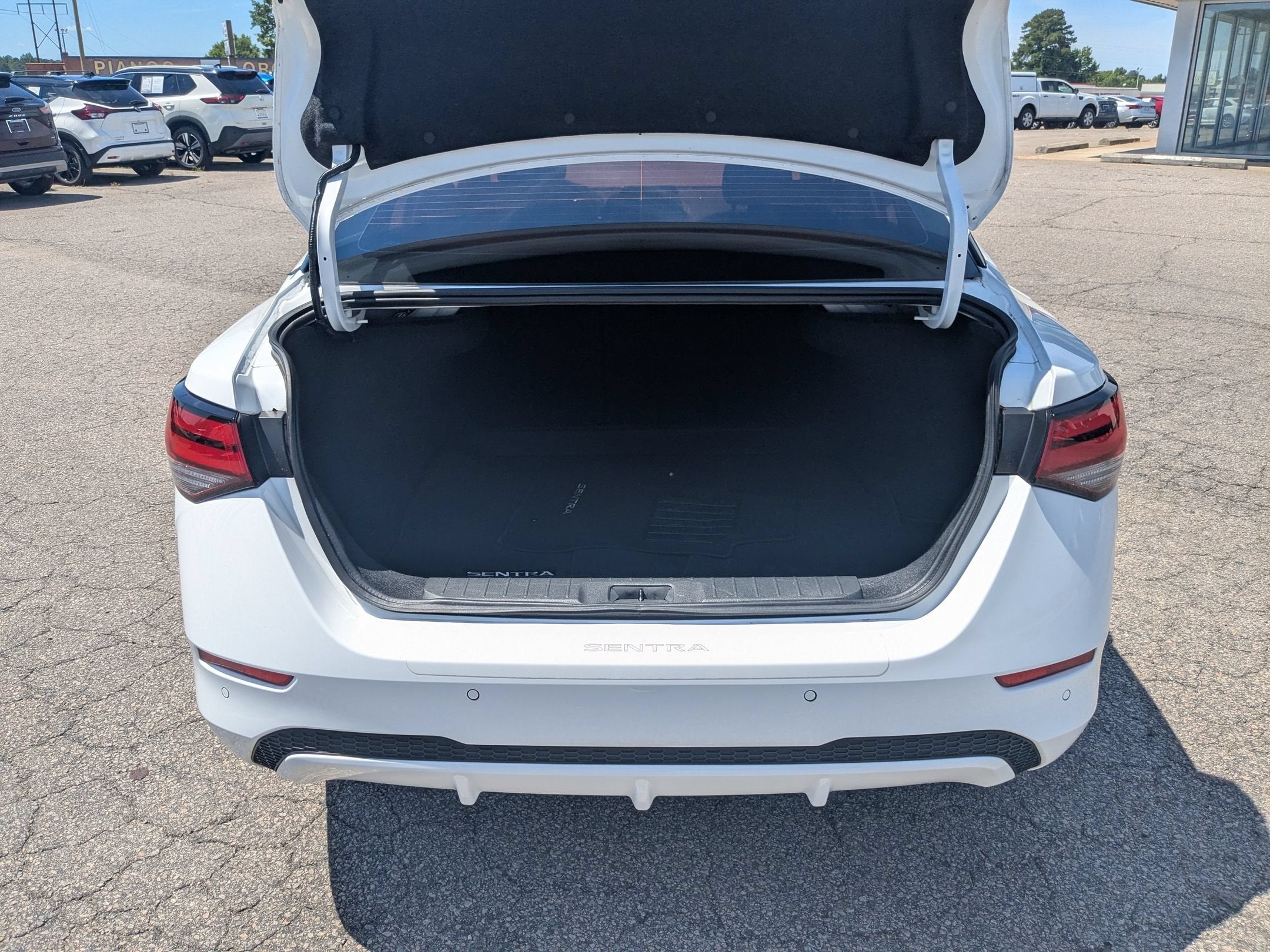 2023 Nissan Sentra SV Xtronic CVT