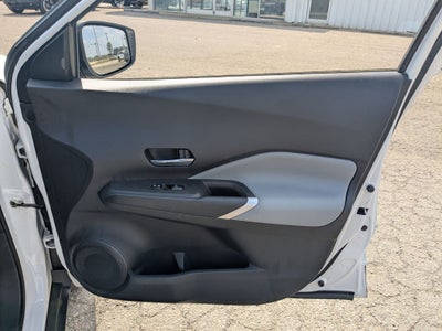 2023 Nissan Kicks SR Xtronic CVT