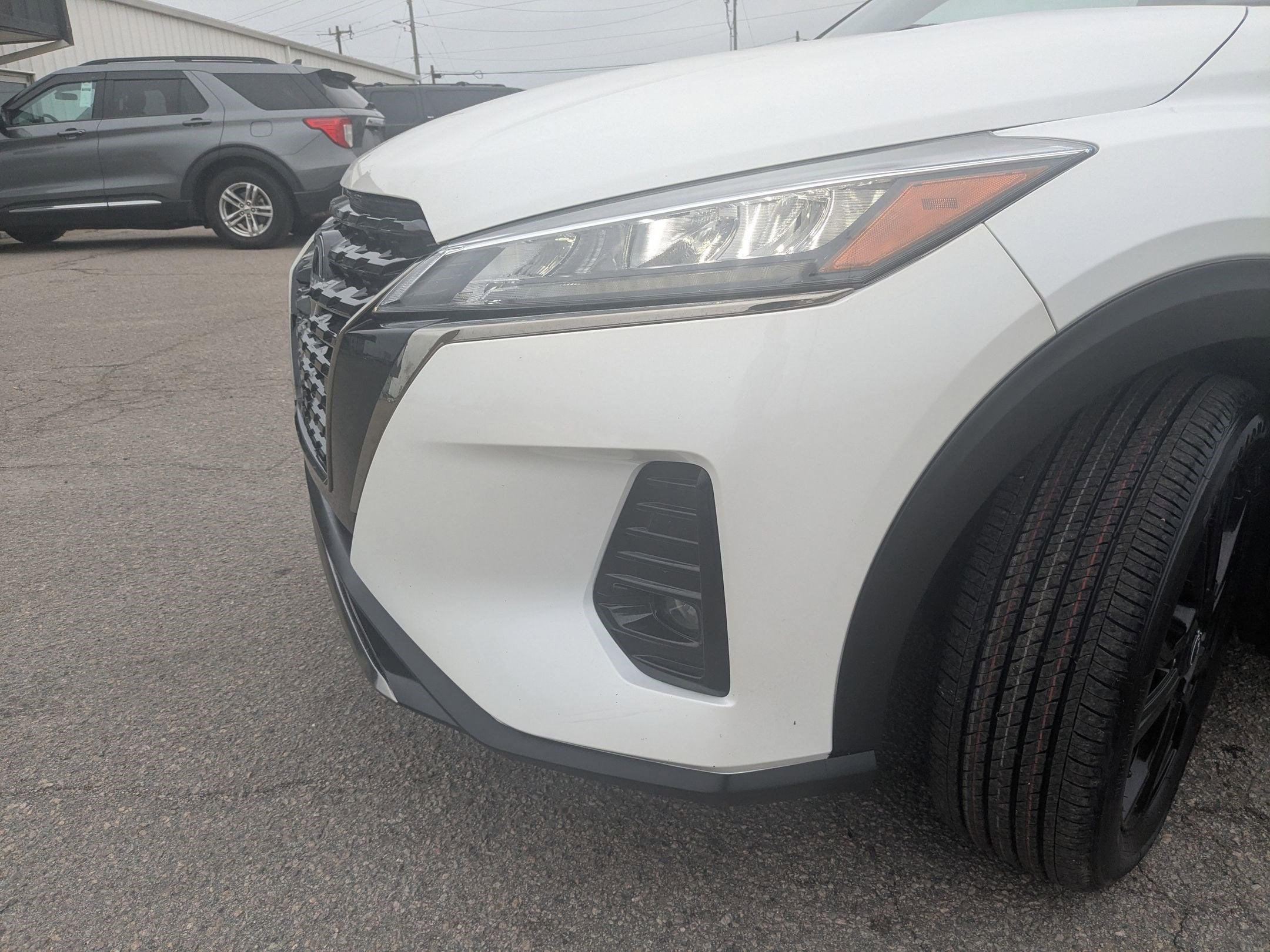 2024 Nissan Kicks SR Xtronic CVT