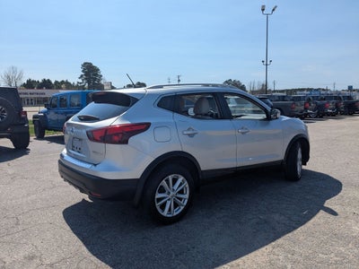 2018 Nissan Rogue Sport SV