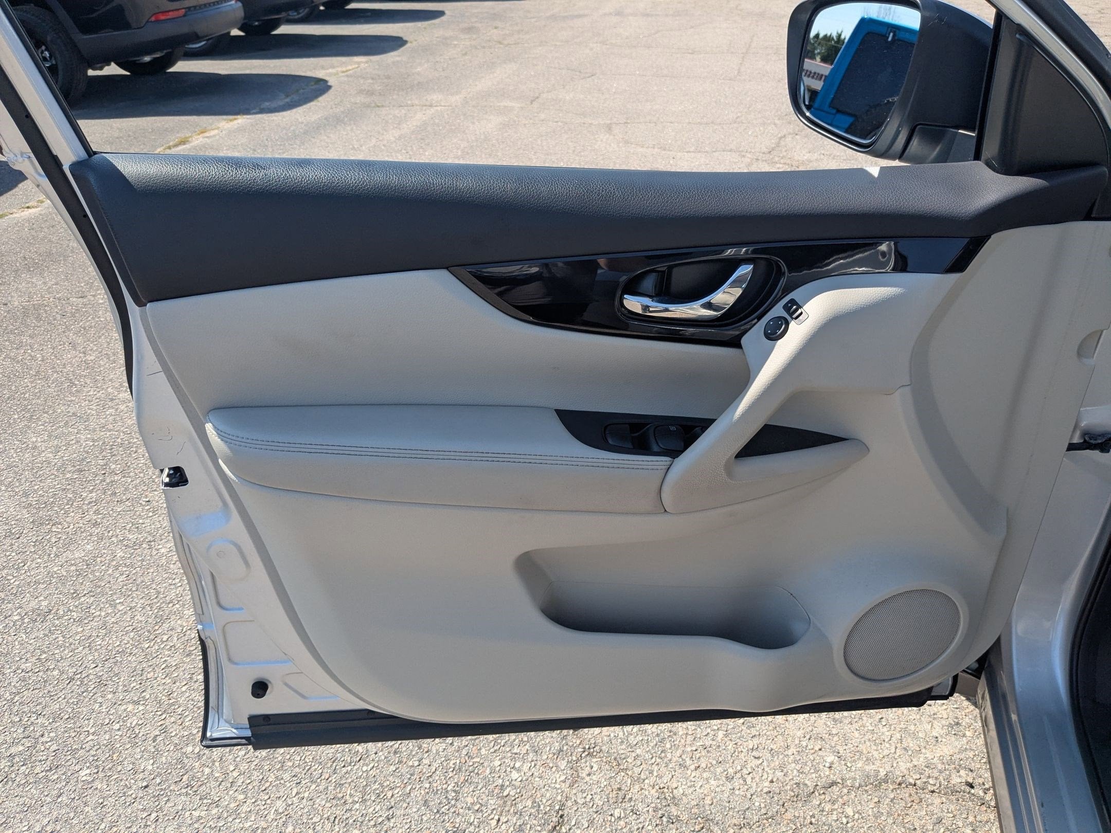 2018 Nissan Rogue Sport SV