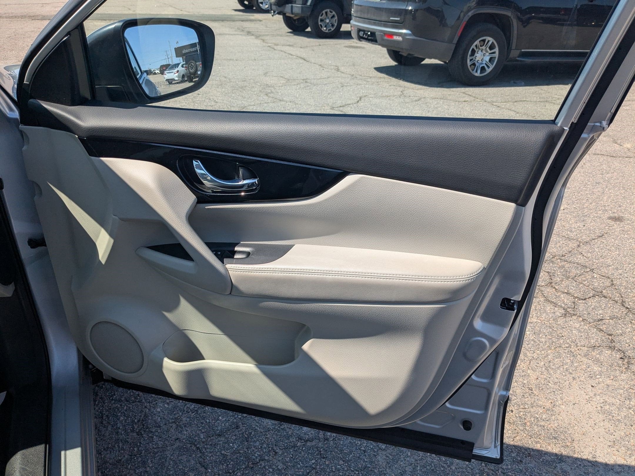 2018 Nissan Rogue Sport SV