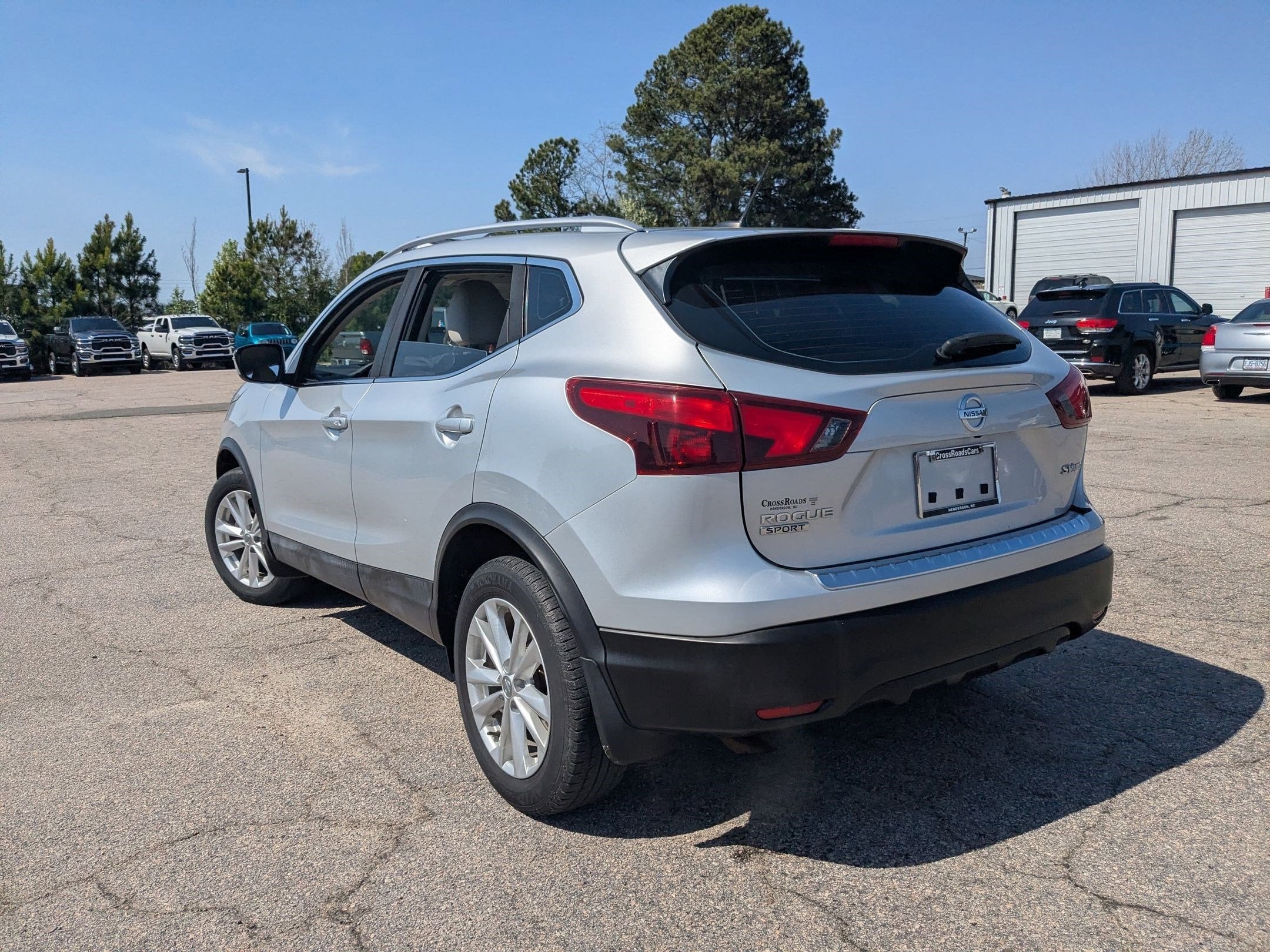 2018 Nissan Rogue Sport SV