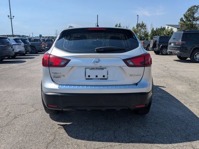 2018 Nissan Rogue Sport SV