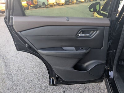 2023 Nissan Rogue SV FWD