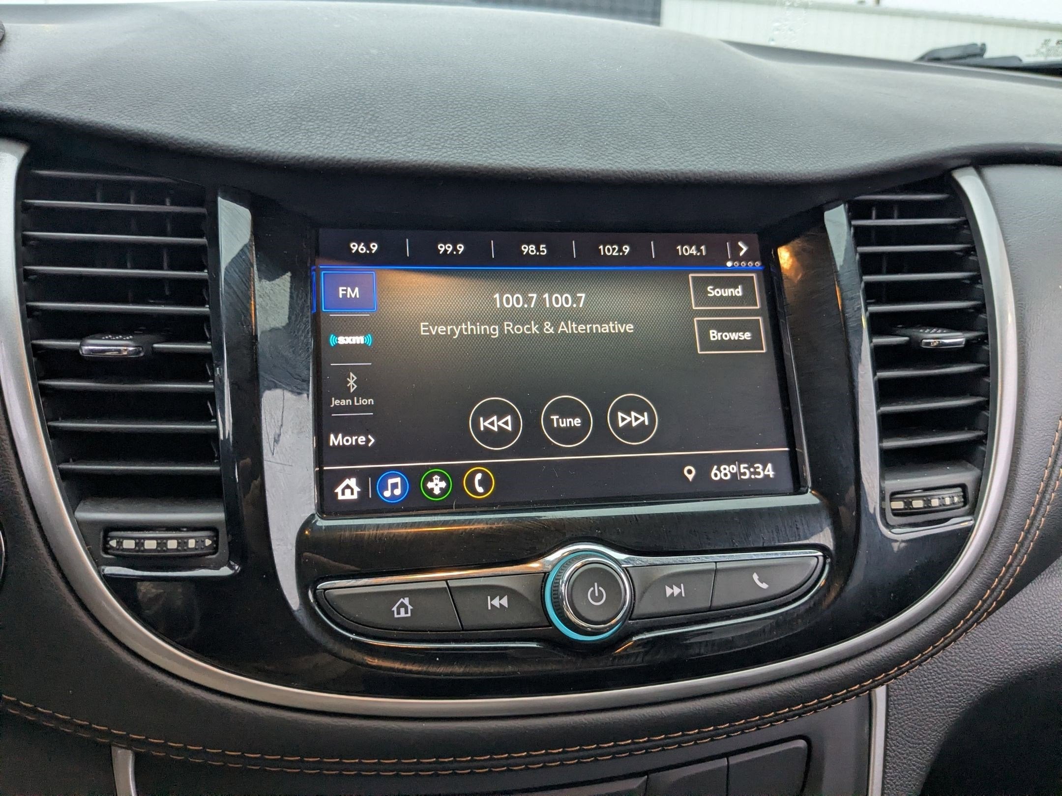 2022 Chevrolet Trax AWD LT