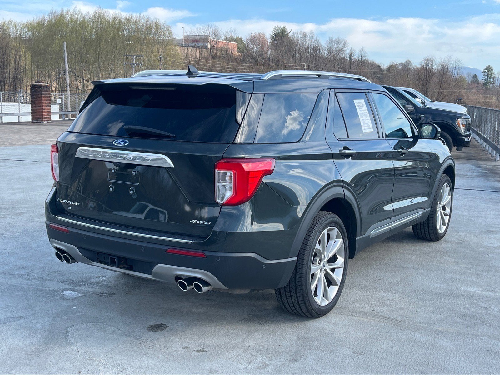 2022 Ford Explorer Platinum