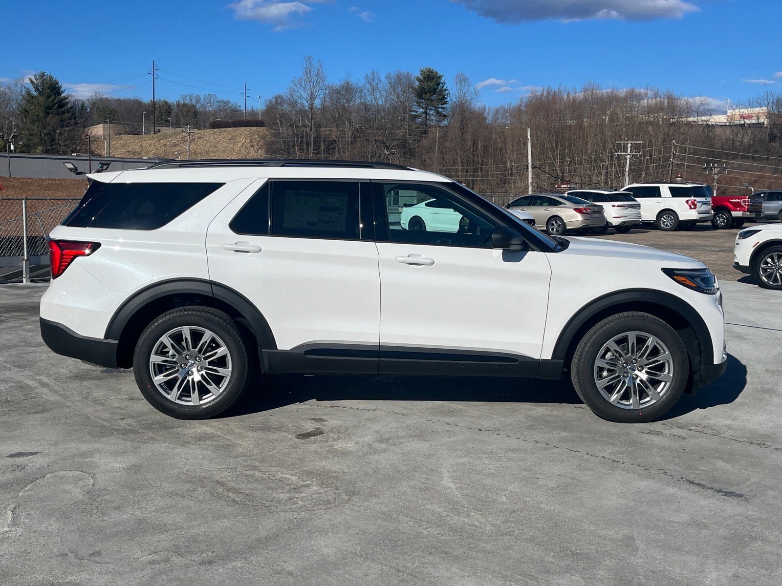 2026 Ford Explorer Active w/100A Pkg