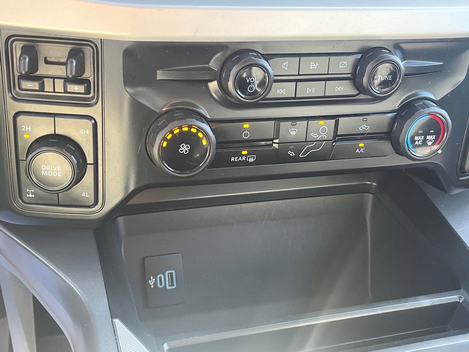 2024 Ford Super Duty F-250 SRW XLT