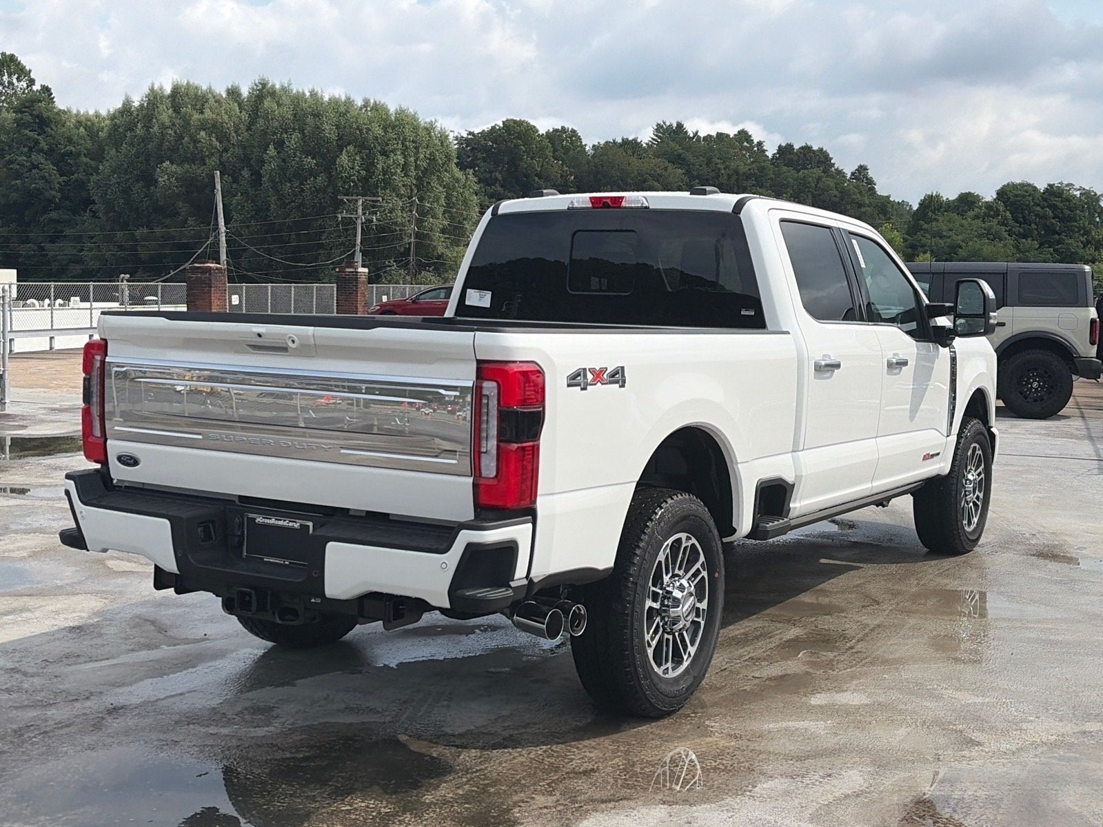 2026 Ford Super Duty F-250 SRW Platinum