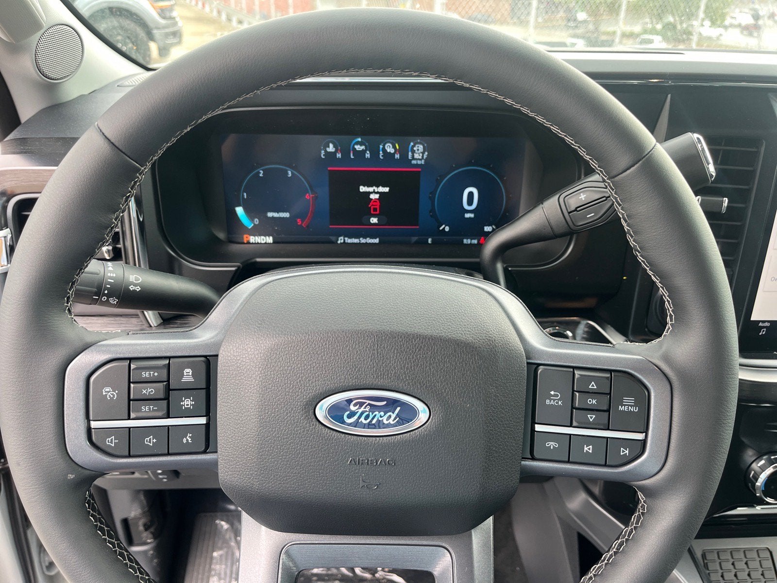 2026 Ford Super Duty F-350 SRW LARIAT