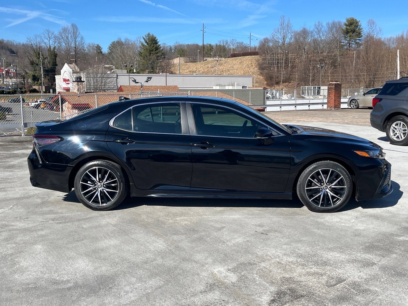 2021 Toyota Camry SE