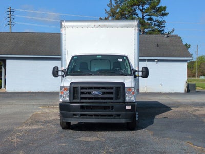 2024 Ford E-Series Cutaway Base