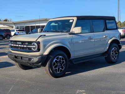 2025 Ford Bronco Outer Banks