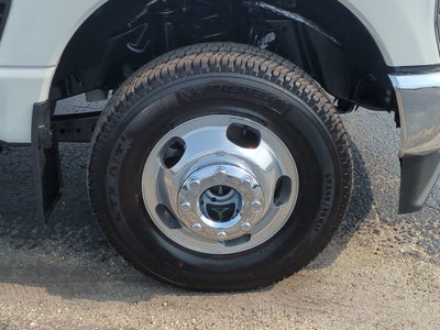2026 Ford Super Duty F-350 DRW LARIAT