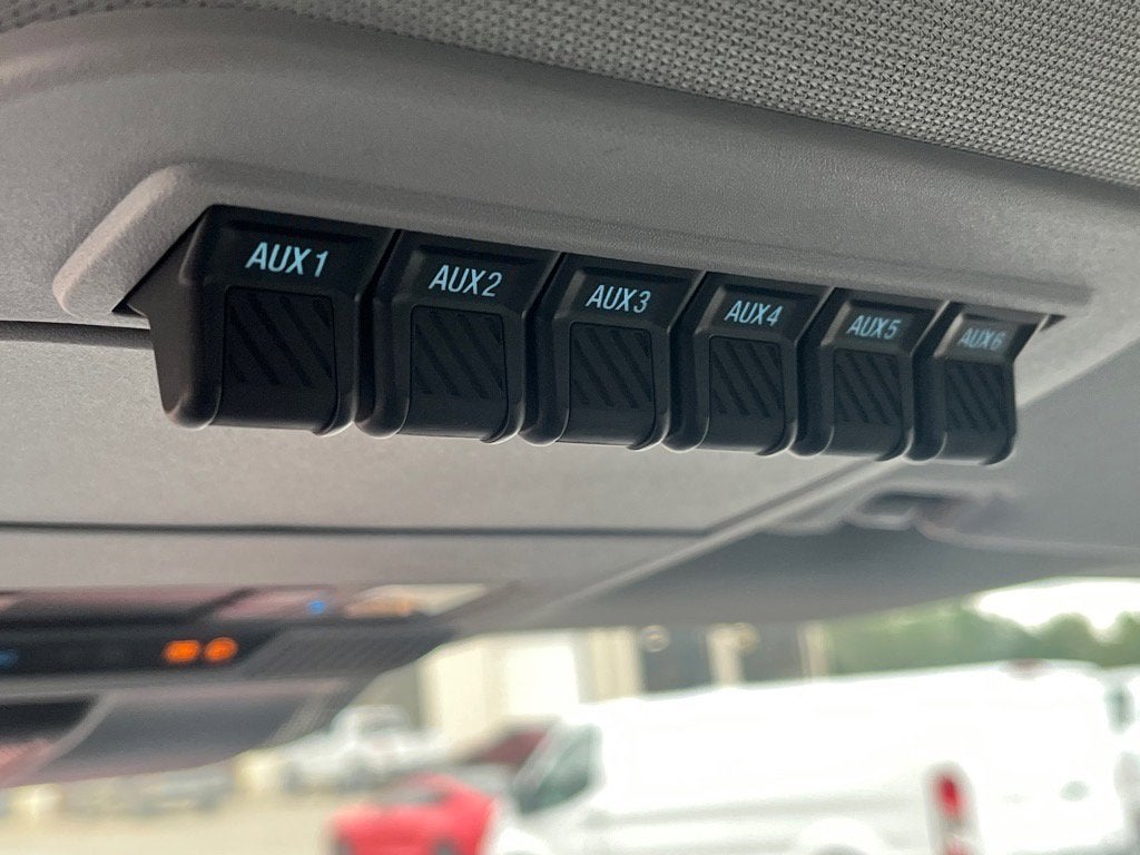 2025 Ford Super Duty F-350 SRW XL