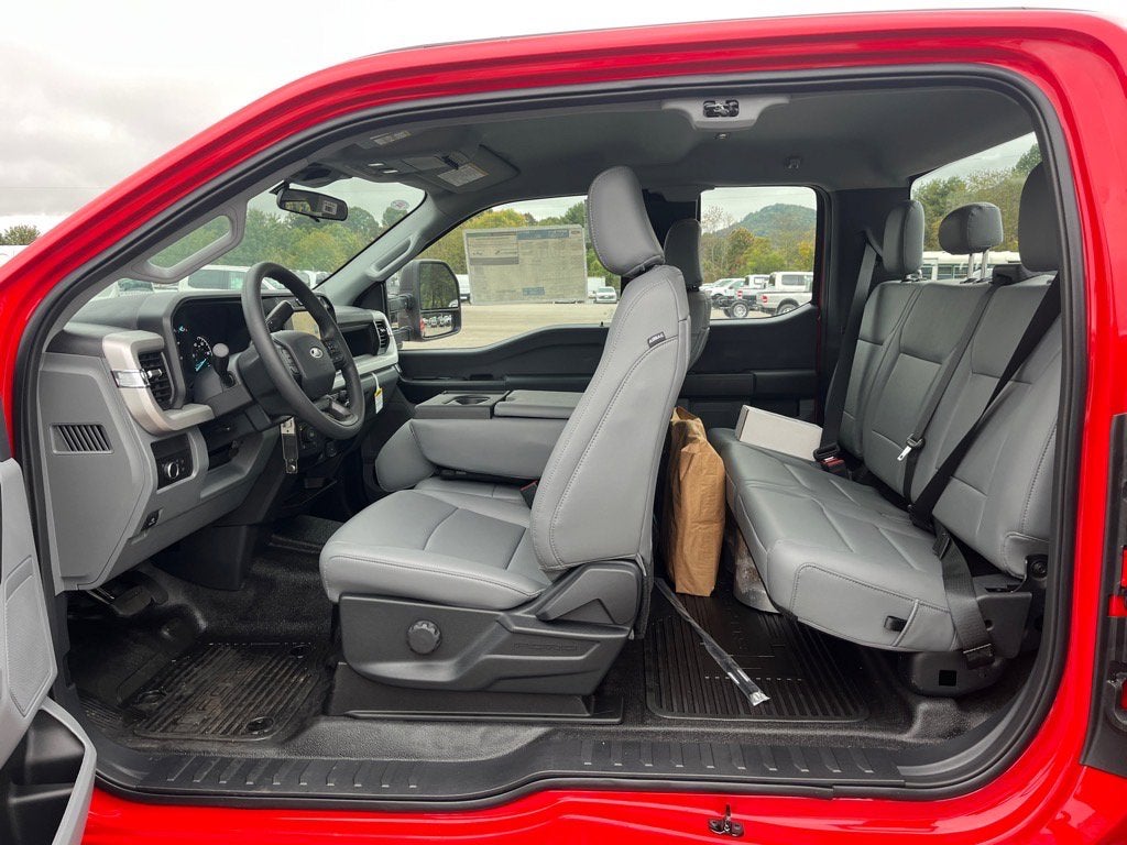 2025 Ford Super Duty F-350 SRW XL