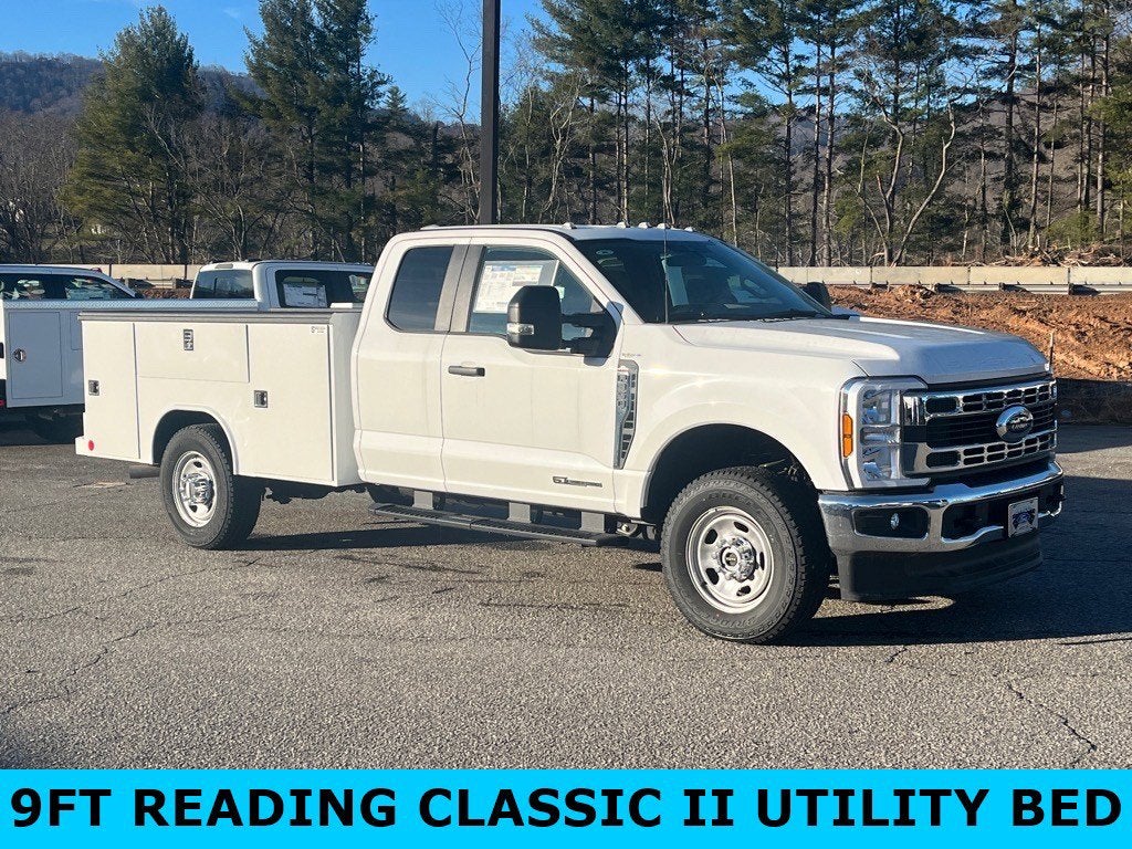 2025 Ford Super Duty F-350 SRW XL