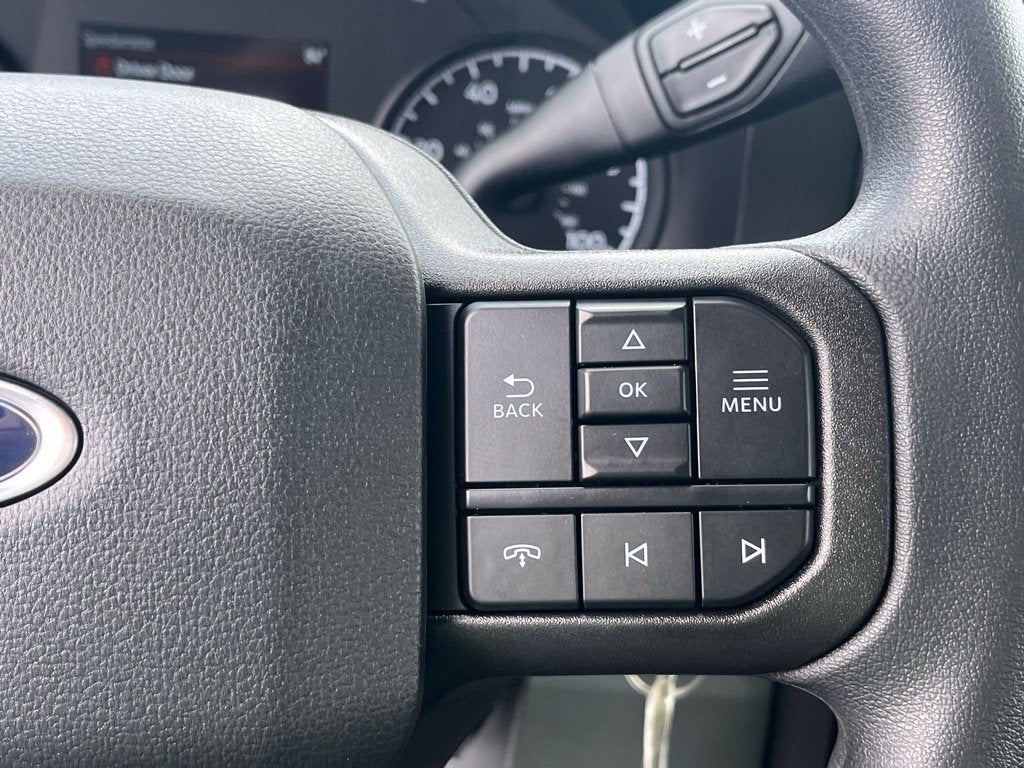 2025 Ford Super Duty F-600 DRW XLT