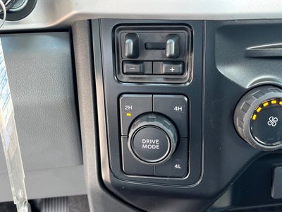 2025 Ford Super Duty F-600 DRW XL