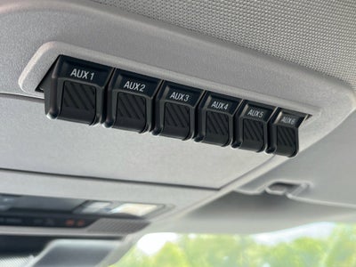 2025 Ford Super Duty F-600 DRW XL