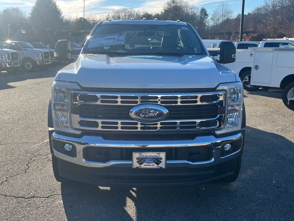 2026 Ford Super Duty F-600 DRW XL