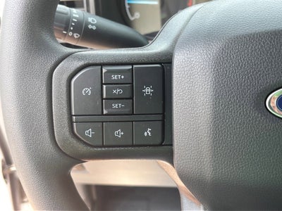 2025 Ford Super Duty F-600 DRW XLT