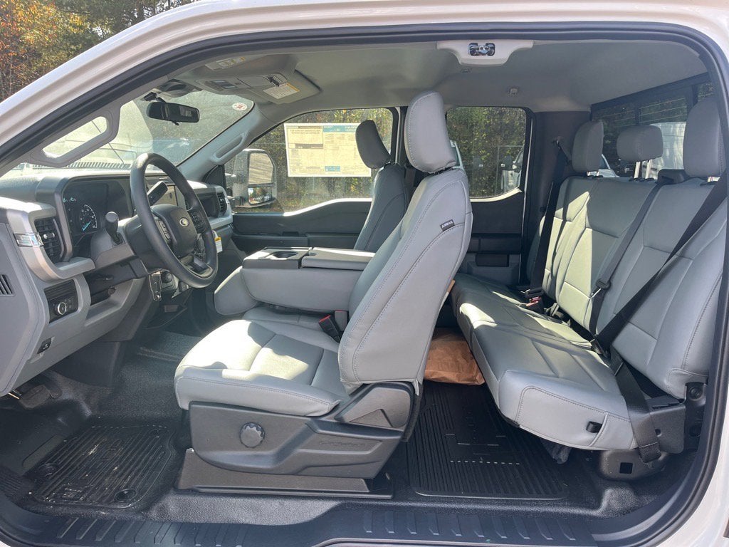 2026 Ford Super Duty F-550 DRW XL DRW