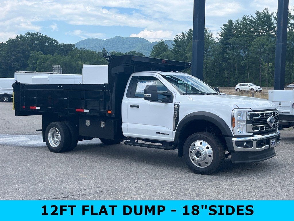 2025 Ford Super Duty F-550 DRW XLT DRW