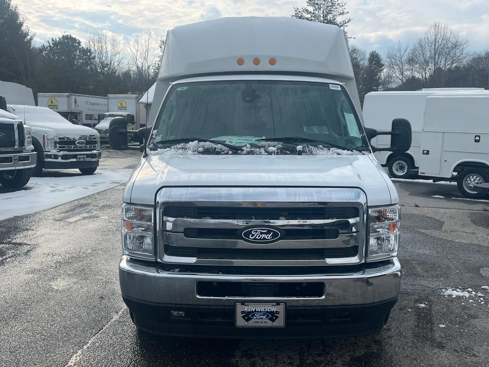 2026 Ford E-Series Cutaway Base Cutaway