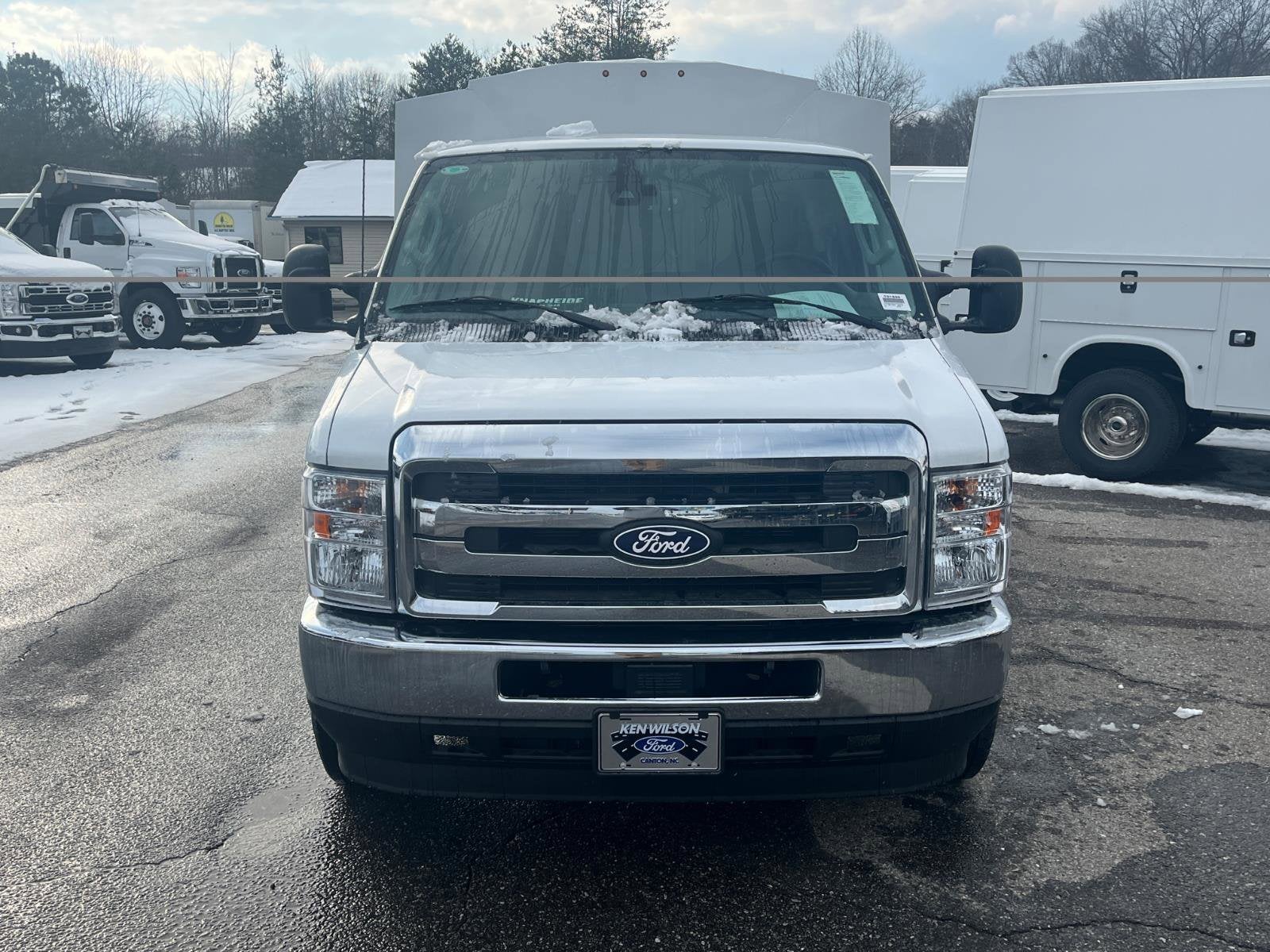 2026 Ford E-Series Cutaway Base Cutaway