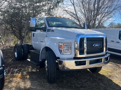 2026 Ford F-750SD Base