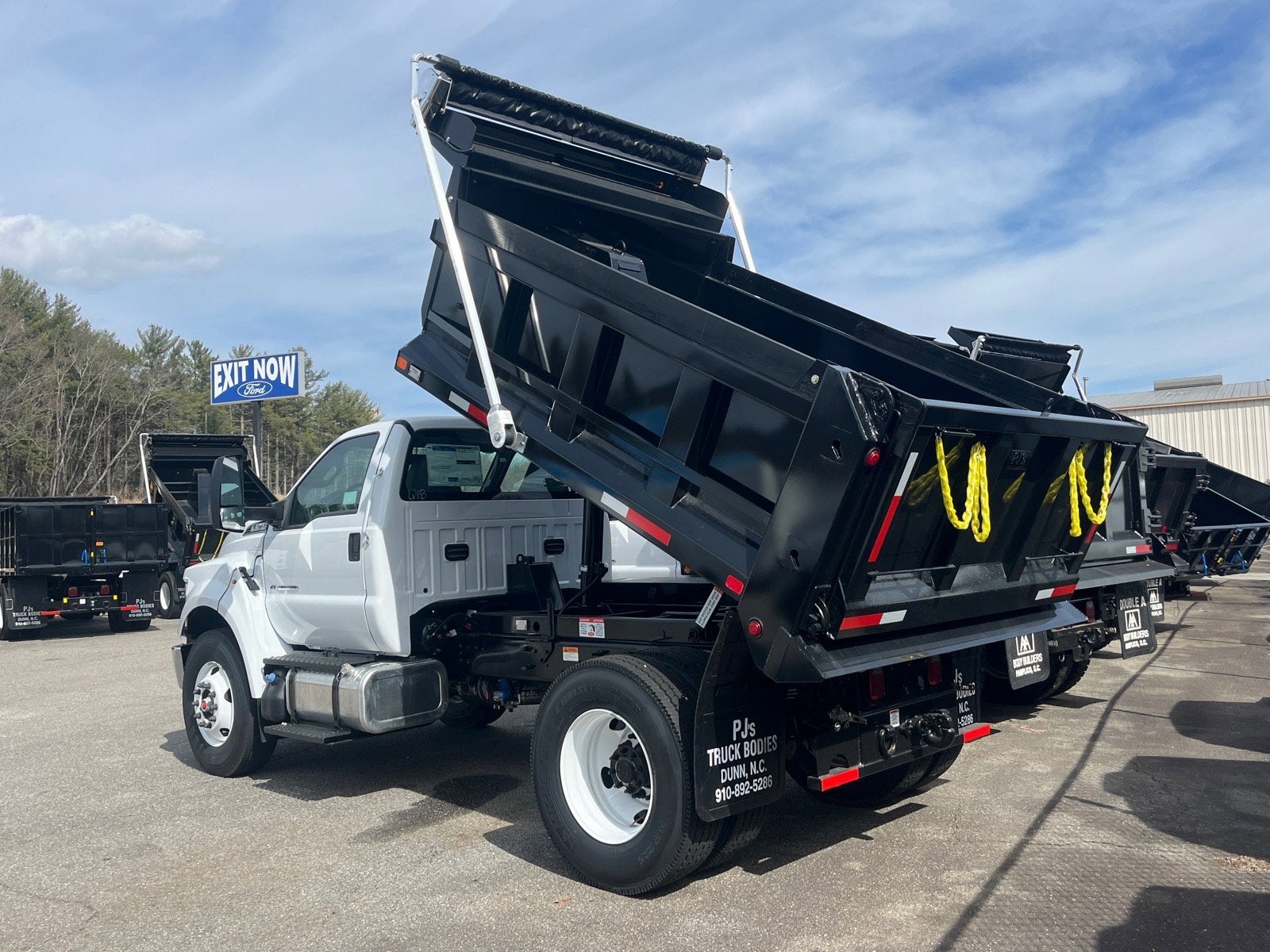 2026 Ford F-750SD Base