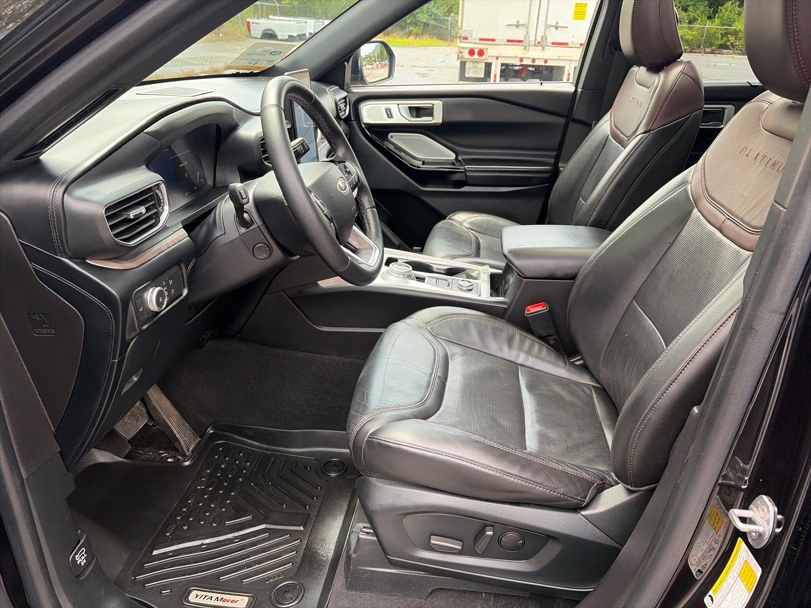 2022 Ford Explorer Platinum