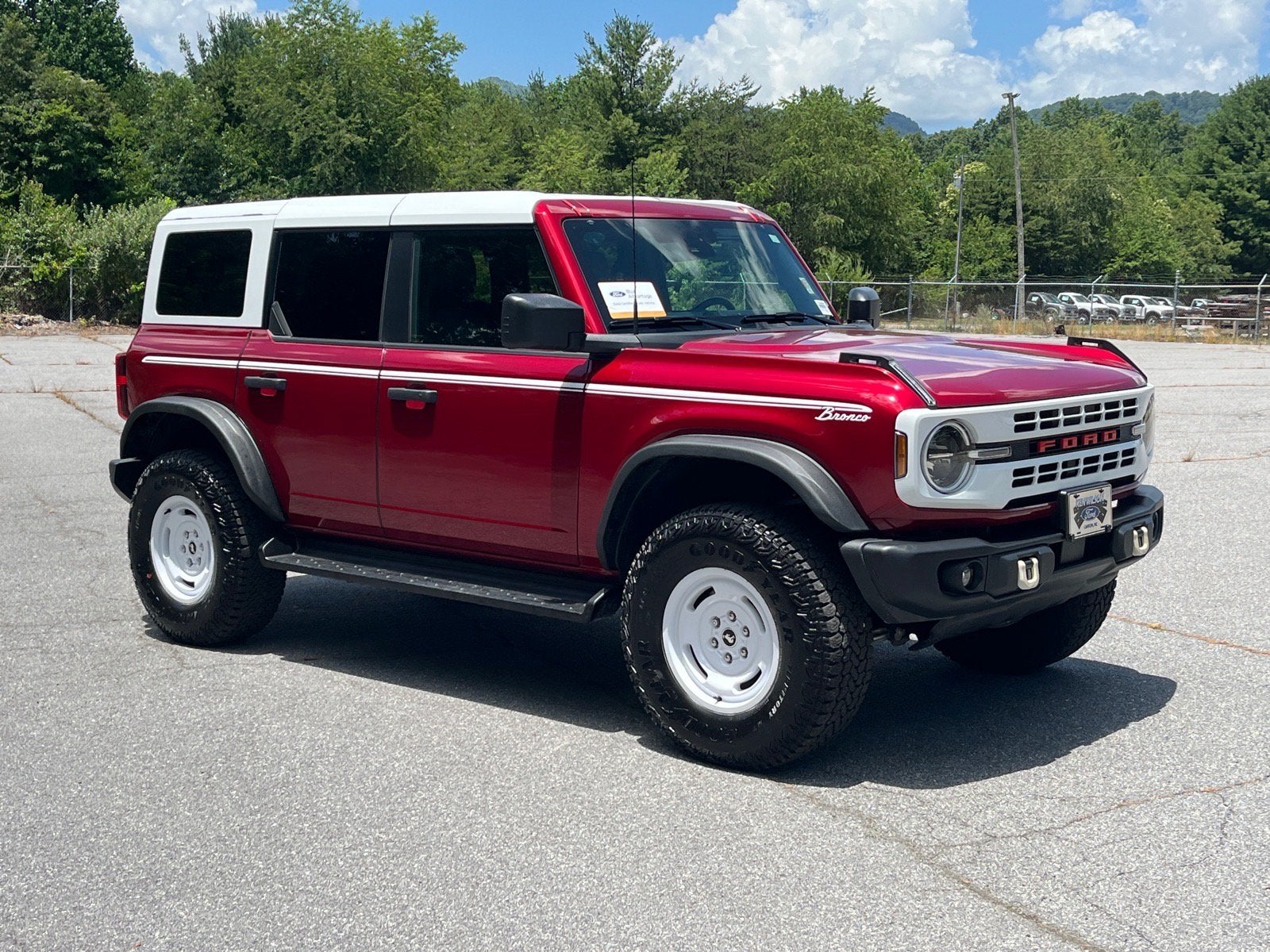 2025 Ford Bronco Heritage Edition
