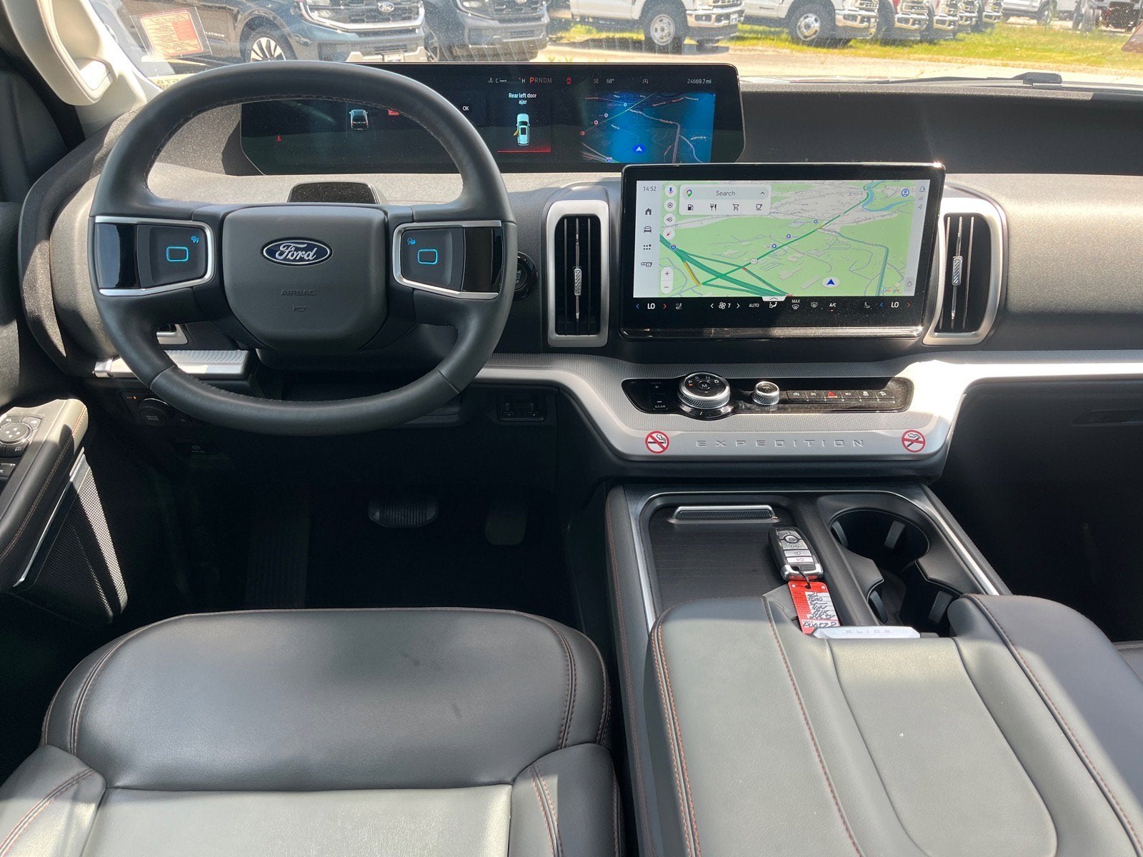 2025 Ford Expedition Active