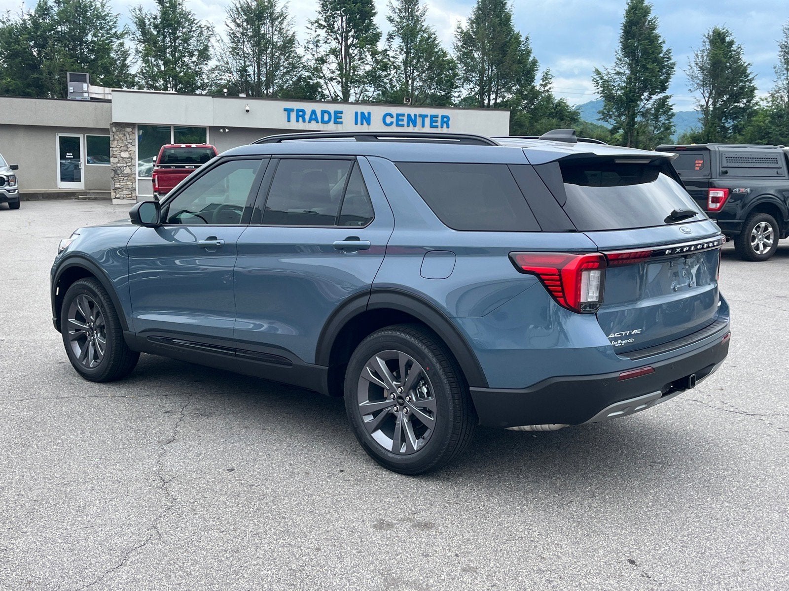 2026 Ford Explorer Active w/200A Pkg